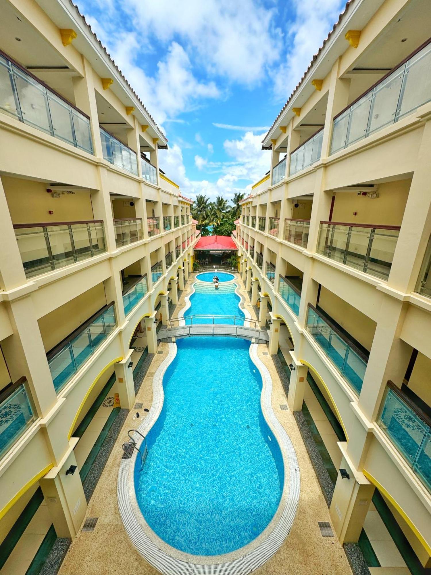 Golden Phoenix Hotel Boracay Manoc-Manoc Экстерьер фото
