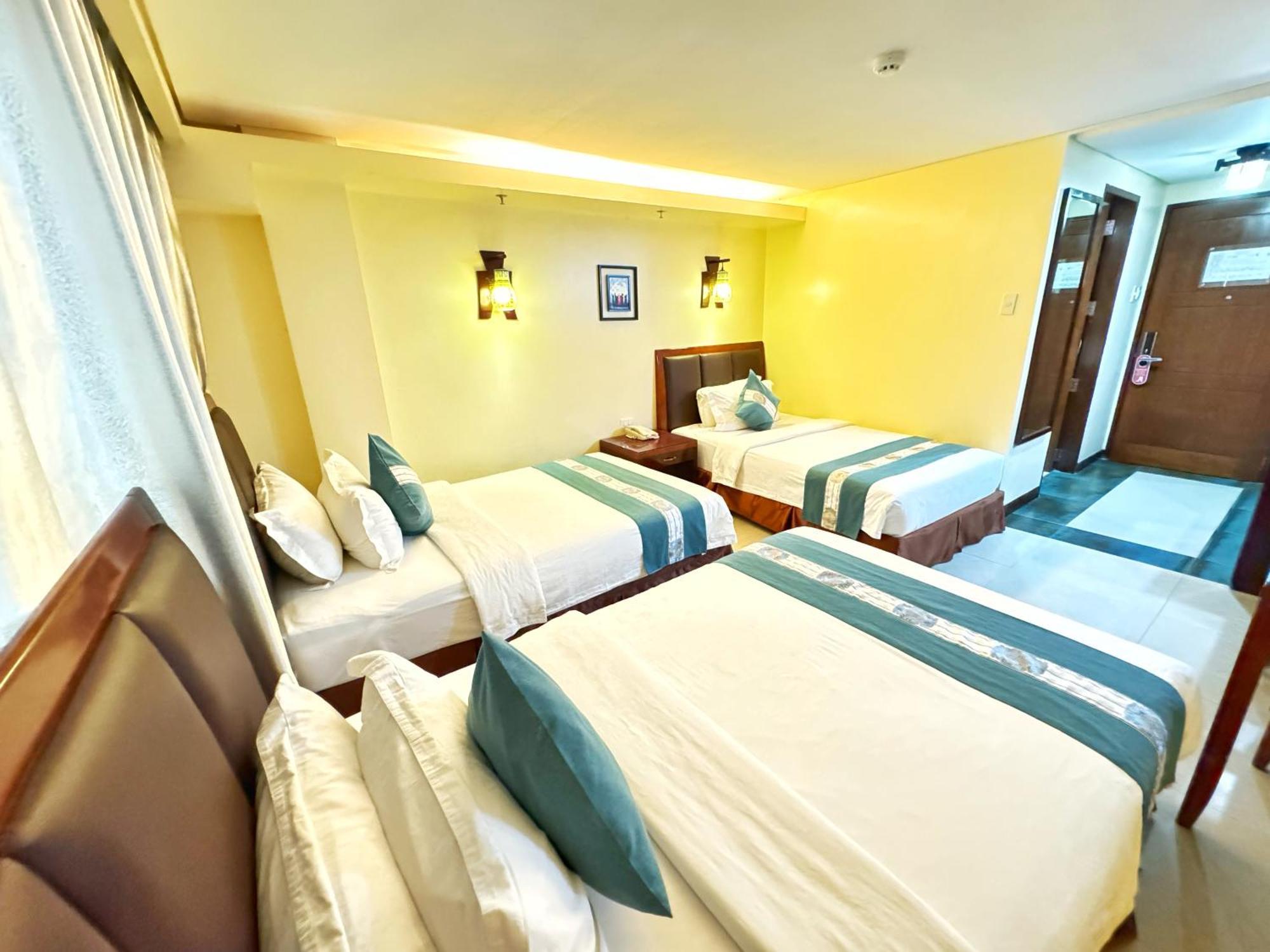 Golden Phoenix Hotel Boracay Manoc-Manoc Экстерьер фото