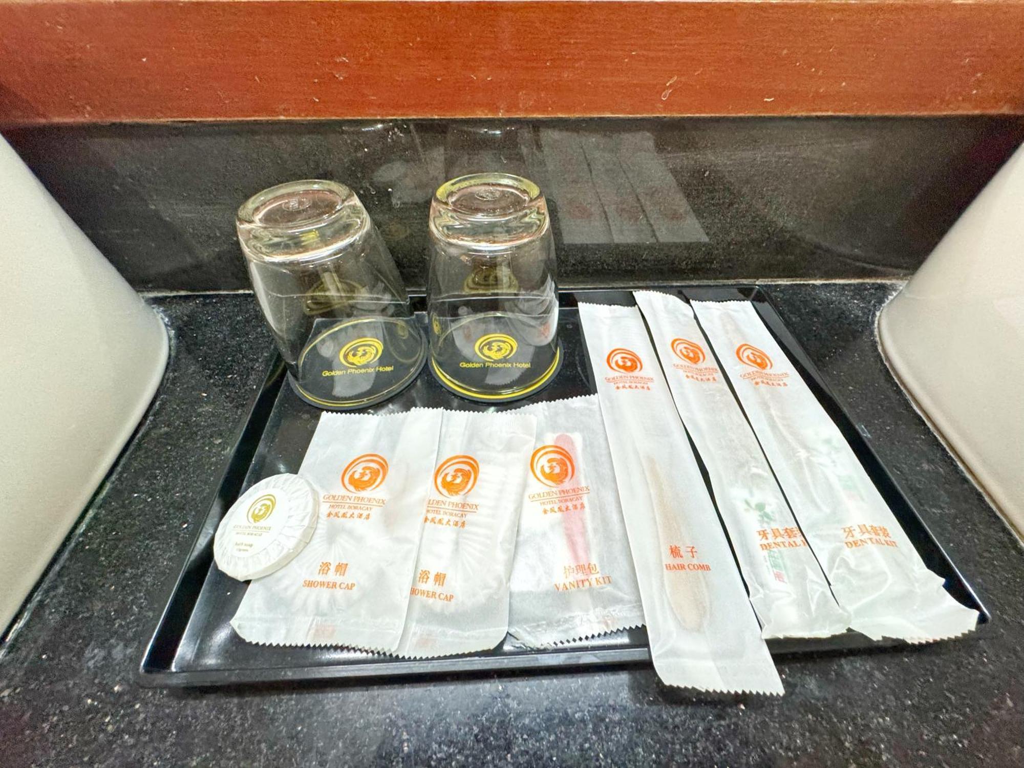 Golden Phoenix Hotel Boracay Manoc-Manoc Экстерьер фото