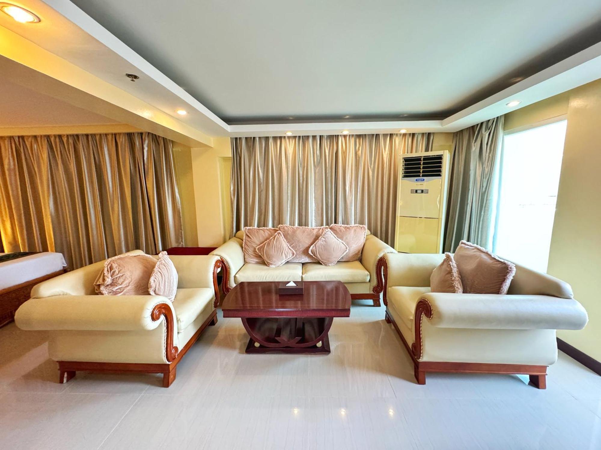 Golden Phoenix Hotel Boracay Manoc-Manoc Экстерьер фото