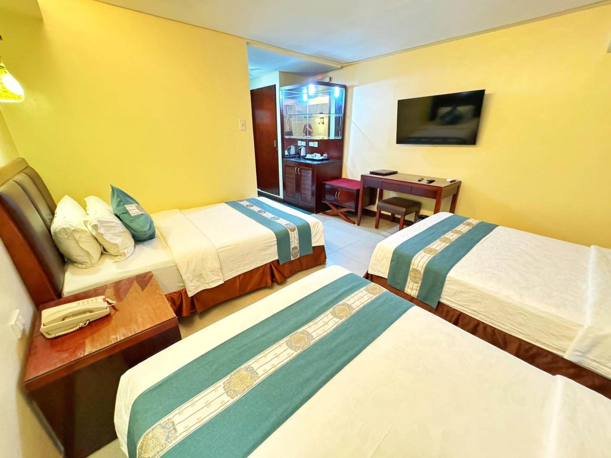 Golden Phoenix Hotel Boracay Manoc-Manoc Экстерьер фото