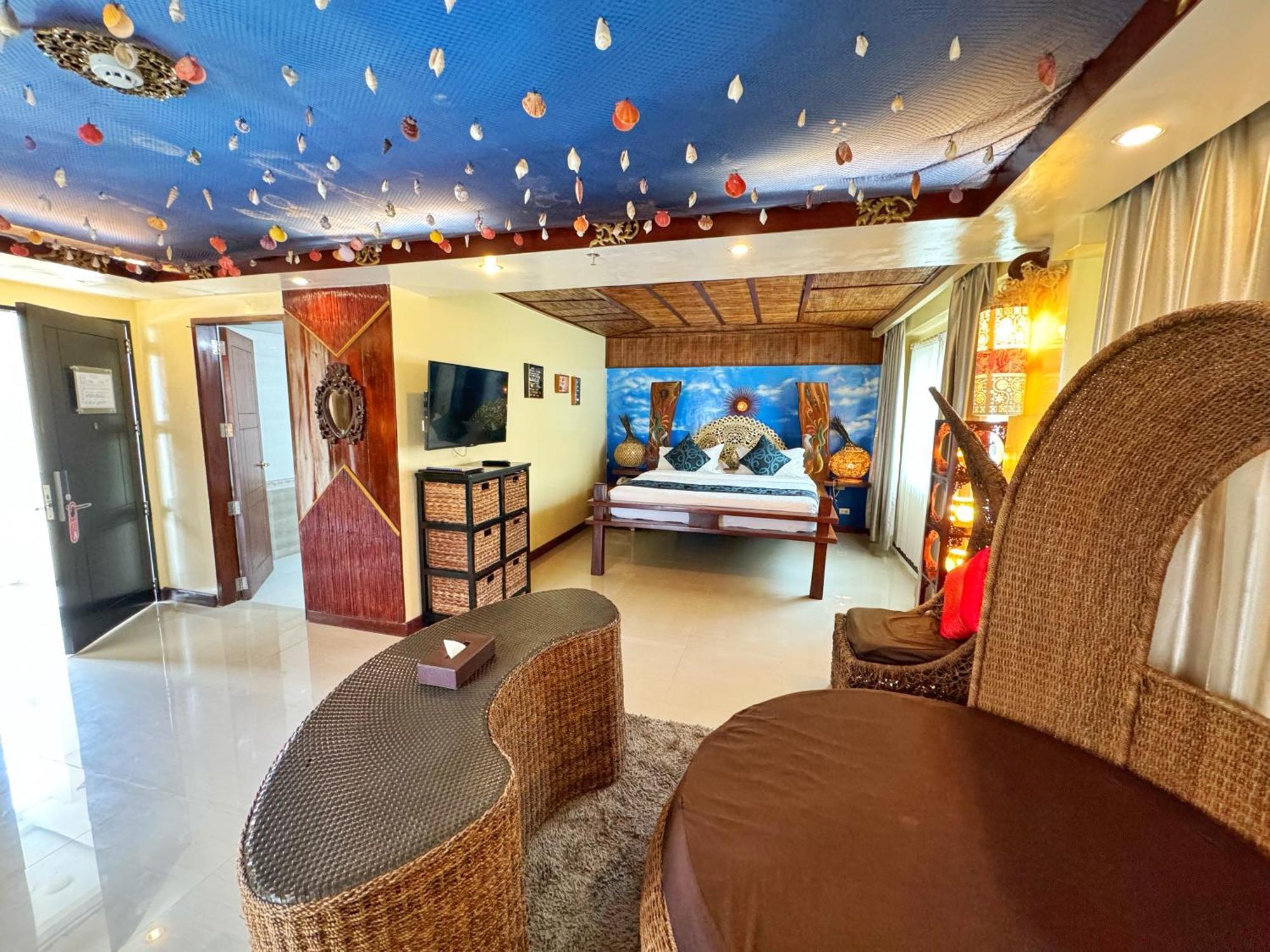 Golden Phoenix Hotel Boracay Manoc-Manoc Экстерьер фото