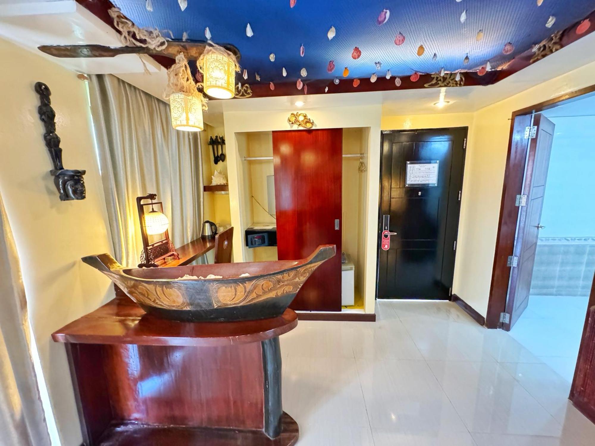 Golden Phoenix Hotel Boracay Manoc-Manoc Экстерьер фото