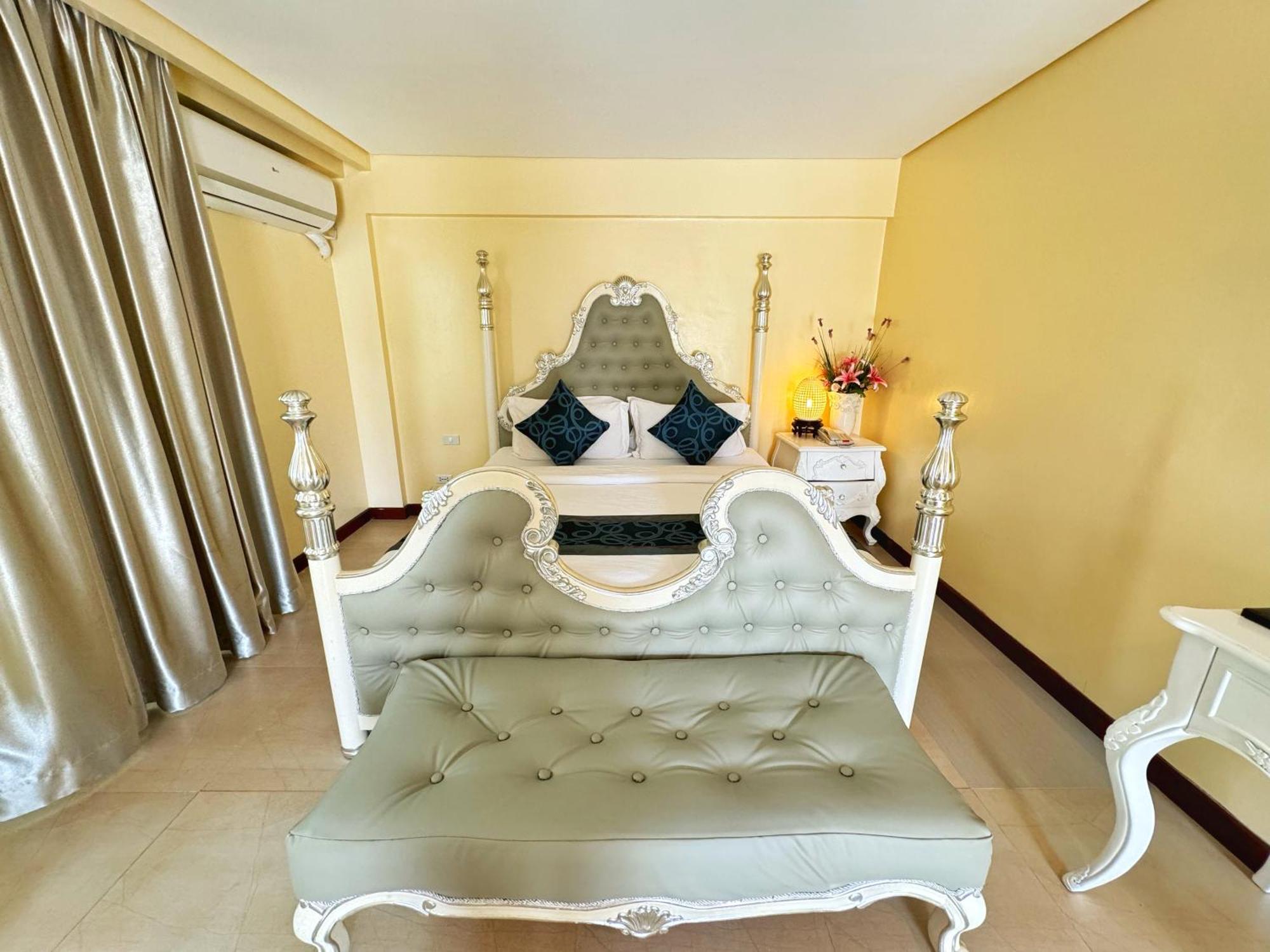 Golden Phoenix Hotel Boracay Manoc-Manoc Экстерьер фото
