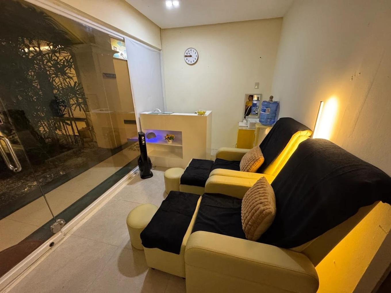 Golden Phoenix Hotel Boracay Manoc-Manoc Экстерьер фото